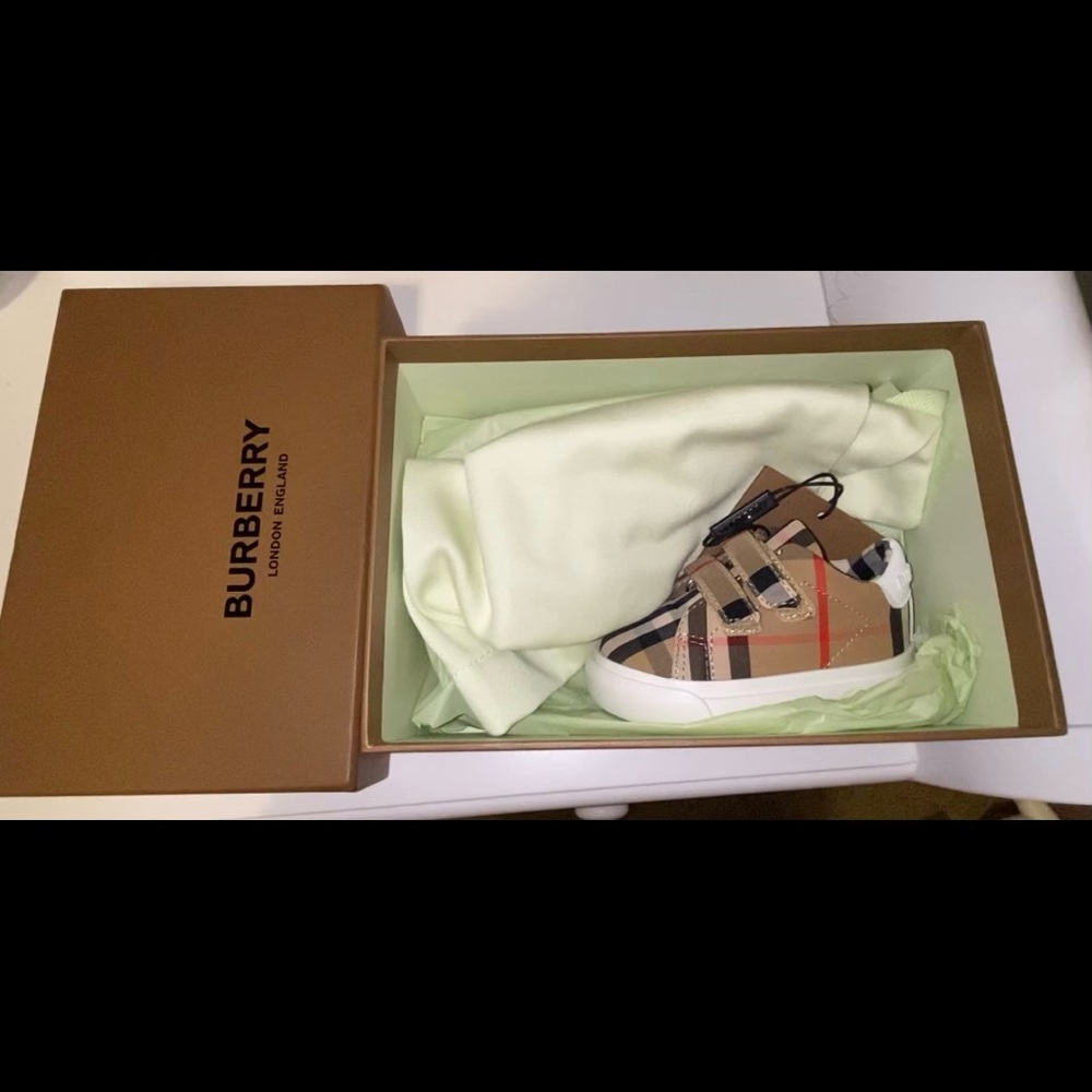 Infant Burberry Shoes